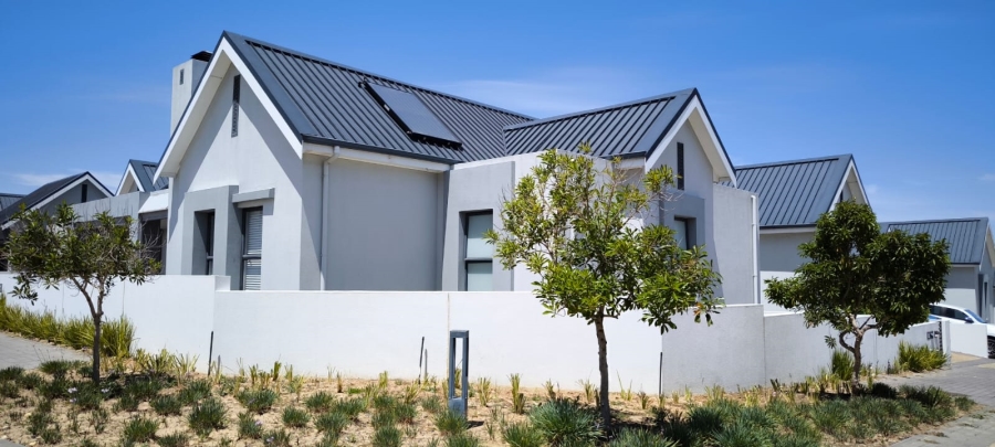 3 Bedroom Property for Sale in Sitari Country Estate Western Cape